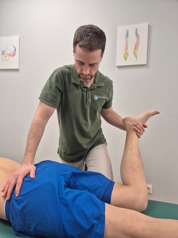 Imagen fisioterapia tratamiento con paciente